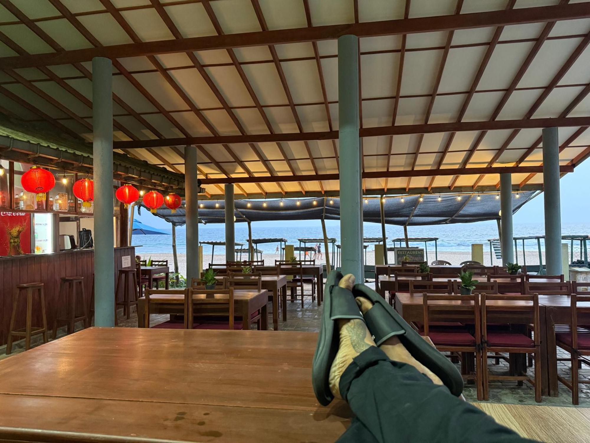 Serenade Beach Hotel Hikkaduwa Exterior foto